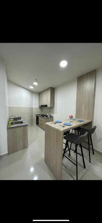 Sea View The Shore Luxury Newly Renovated Homestay Kota Kinabalu Exterior foto
